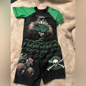 Monster Truck Graphic Swimming Set size 6